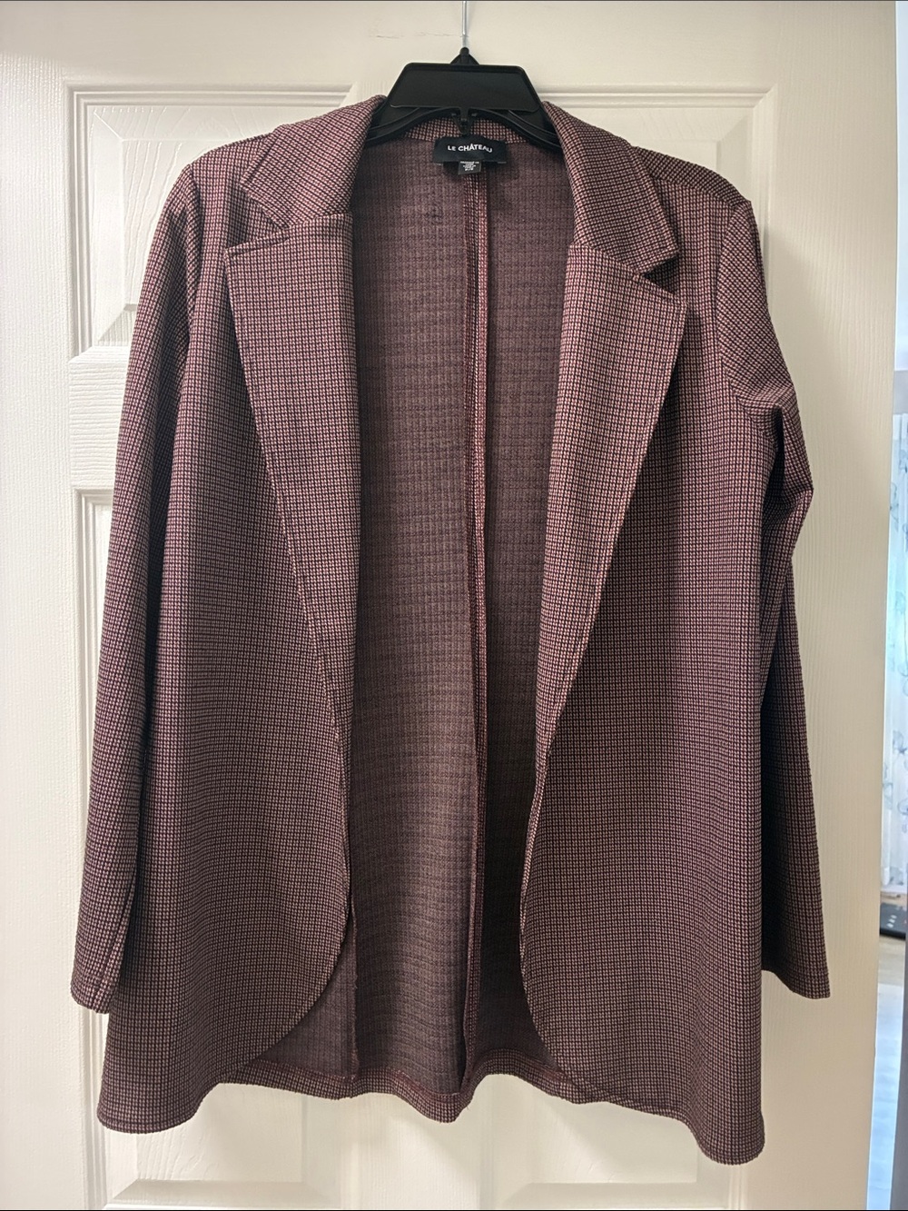 le chateau Women's Burgundy Textured Open Blazer